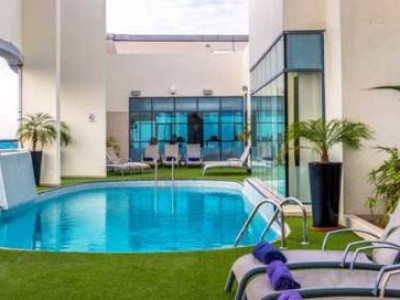 Hotel Auris First Central Suites